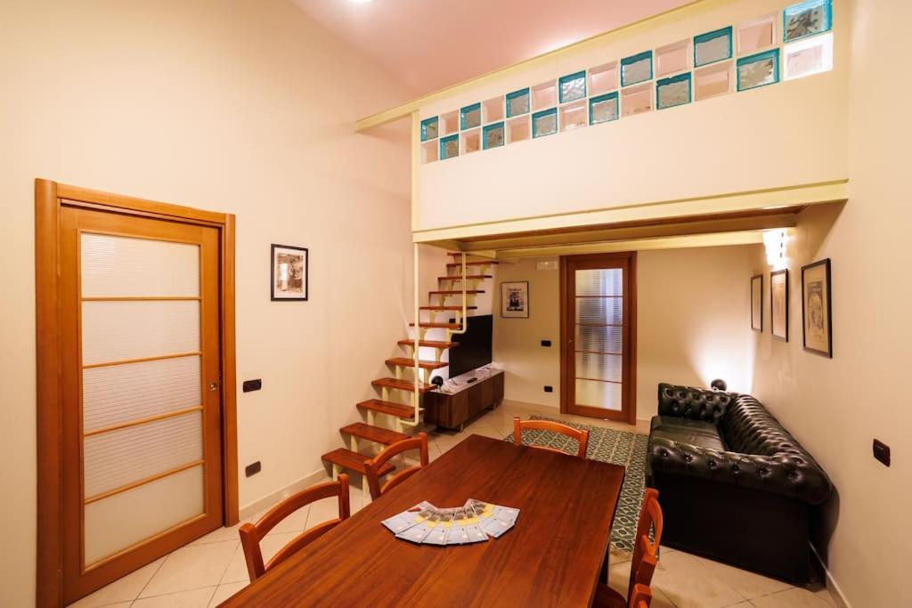 The San Gregorio Armeno Apartment By HouseinNeapol Exteriér fotografie